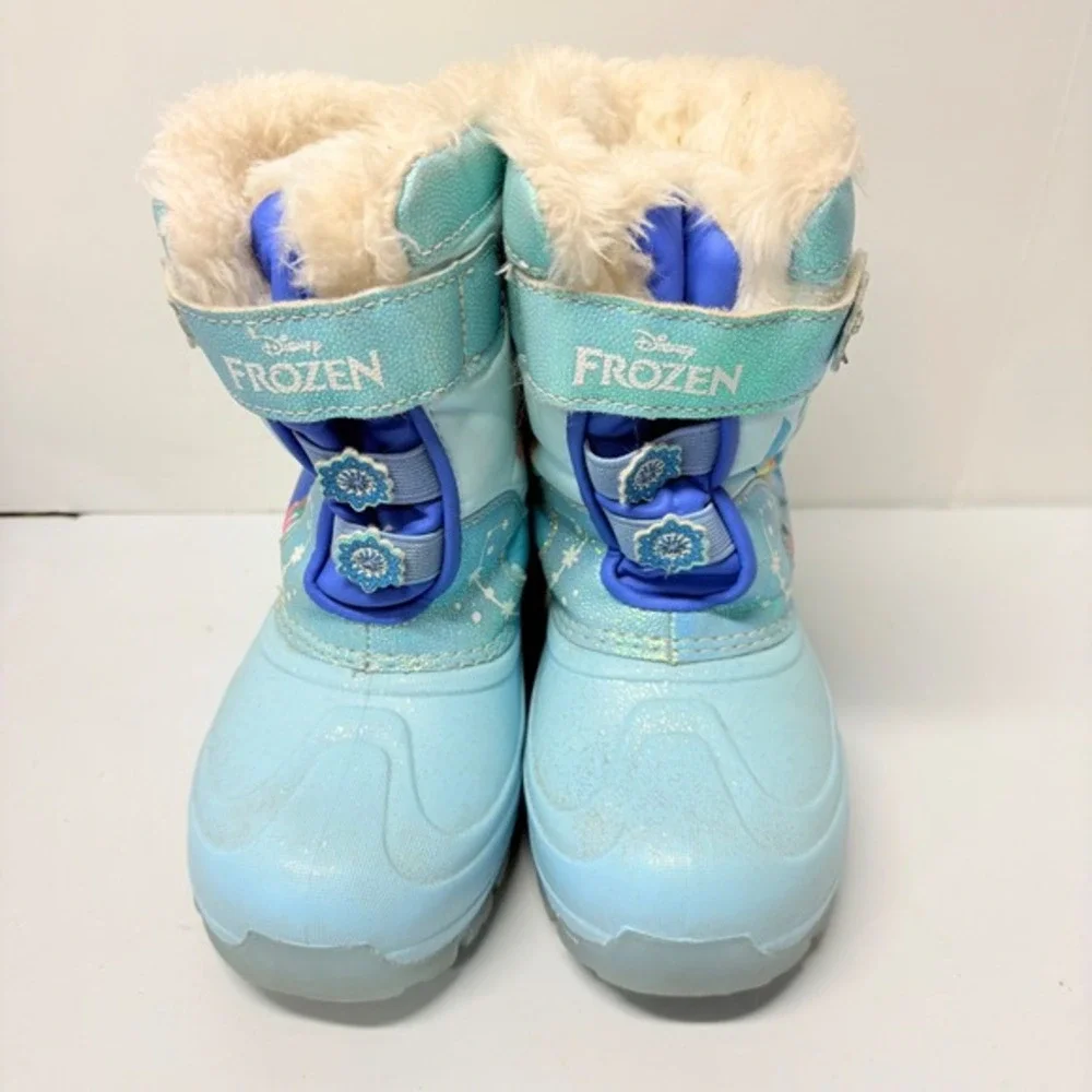 Frozen disney snow